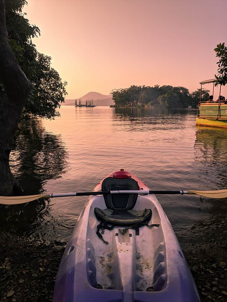 A Guide To Kayak Materials: Plastic Vs Composite